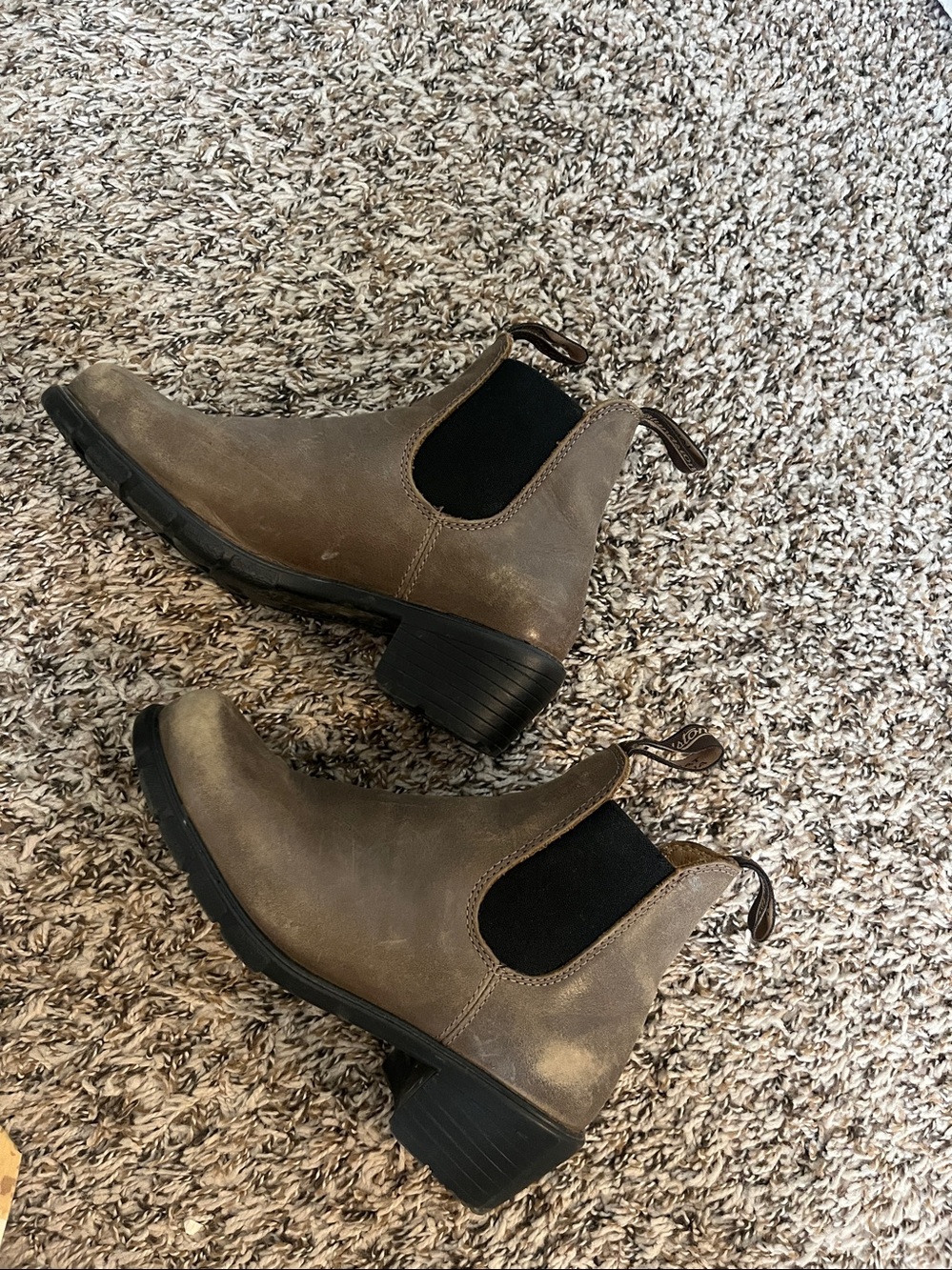 Blundstone Leather heeled Boots with Black Elastic Panels 6.5 US 3.5 UK